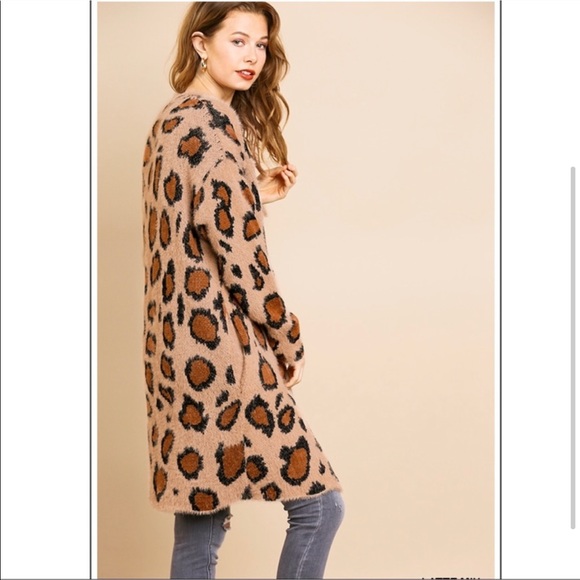 Fuzzy Animal Print Open Front Cardigan - Picture 2 of 9